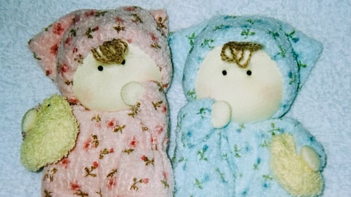 お家にあるタオルでぜひ作ってみて→作品「指しゃぶりあかちゃん」(型紙・説明書有り)(o^^o)