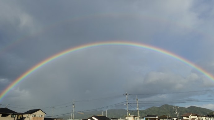 秋晴れの深入山山頂から