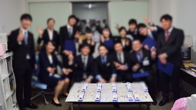 後輩からもらった色紙で振り返る初期研修2年間