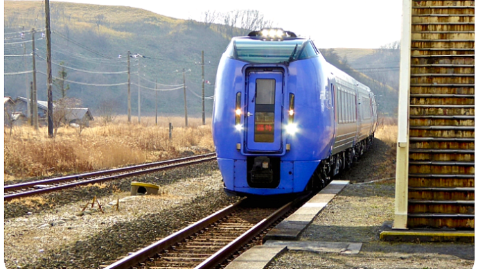 JR北海道・根室本線「尺別駅」と釧路行き臨時快速列車（訂正版）