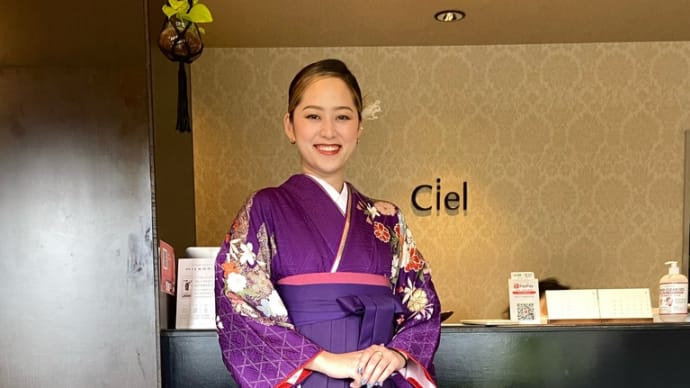 令和5年3月11日出張着付け6件中2件目は堺市堺区の美容室、女袴の着付依頼でした(担当は中川・田中)