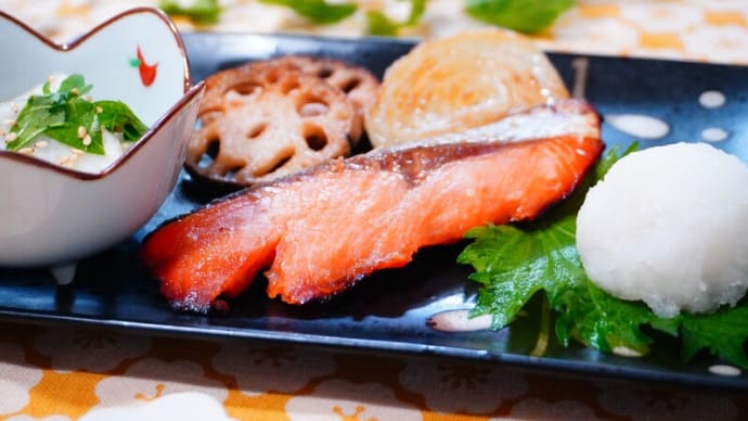漬けて焼くだけ♪鮭の西京焼き&豚汁