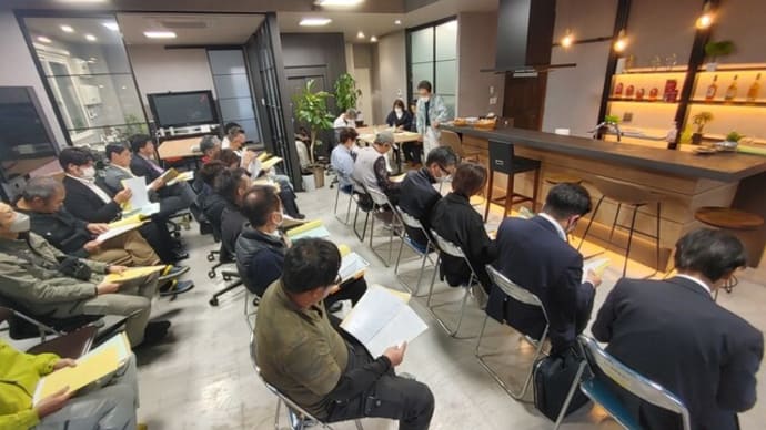 協力業者の皆様とのひと時。これからも協力して工事を進めさせて頂きます!