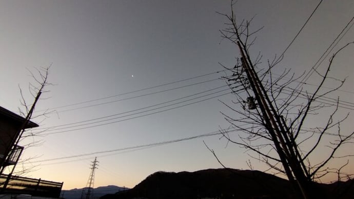 小寒の月の空