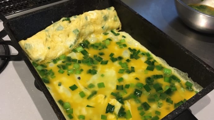 棒棒鶏(^.^)ニラ入り玉子焼き
