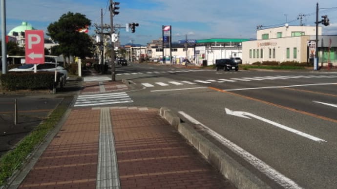 サティ入口 消えた横断歩道