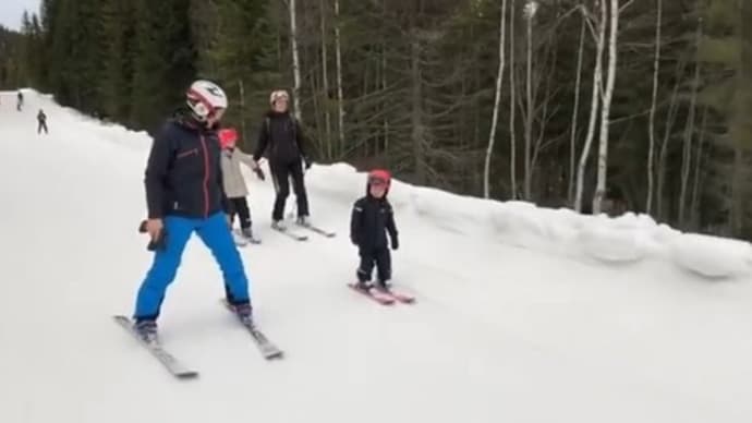 オスカル王子もスキーが滑れるようになりました