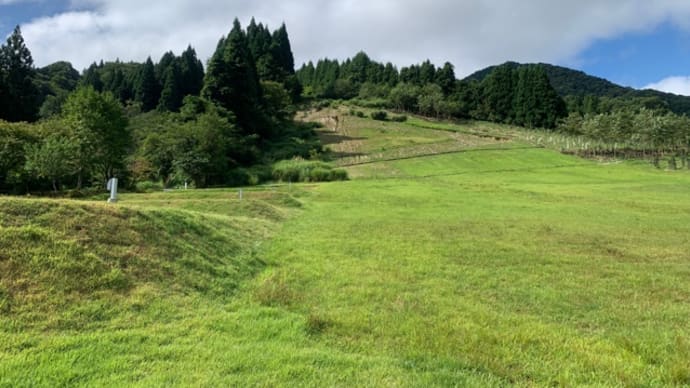 貝月山へ