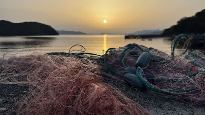 不知火海の夕景 黄色い夕陽 海浦港にて