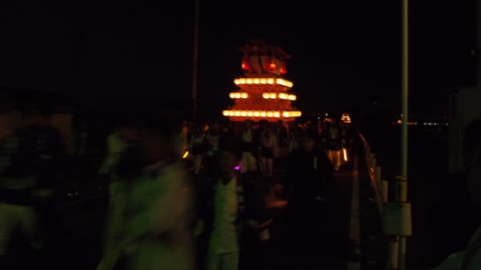 真夜中の宮だしは夜明けまで続く、西条祭り本番だ (2016/10/15)