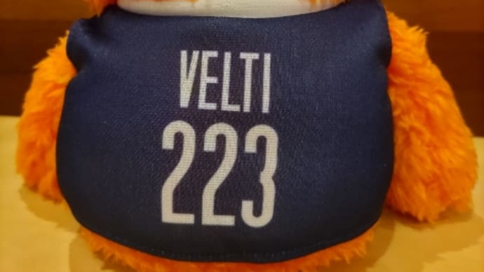 223