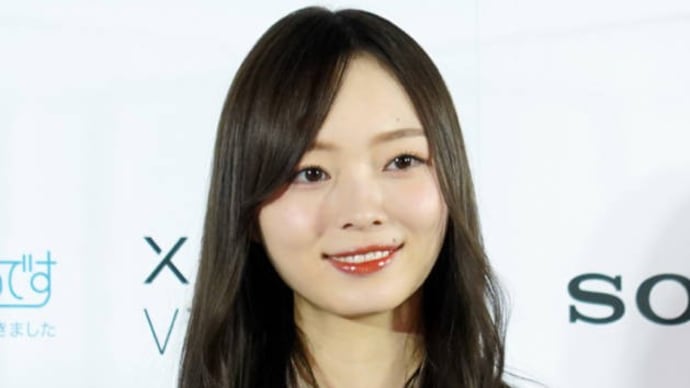 乃木坂46梅澤美波、遠藤さくら・松尾美佑・五百城茉央との美麗4SHOTに「美しすぎる!」「たまらん」