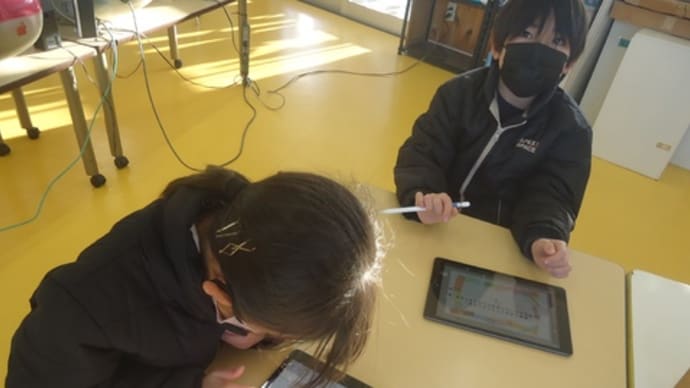 火曜日コース・小学生★6年生へ卒会メッセージカード作り