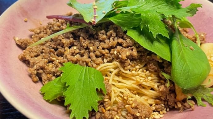 汁なし担々麺