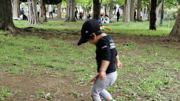 『駒沢公園でサッカーしたりシャボン玉したり···』
