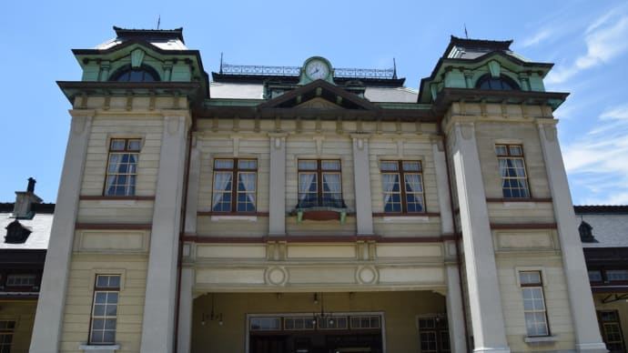 JR九州　門司港駅 を散策・・山口県の唐戸市場に出かけてみようか？？(*^^*)