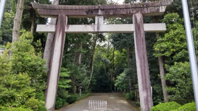 白山比咩神社へ
