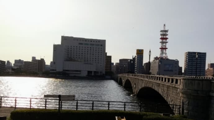 万代橋