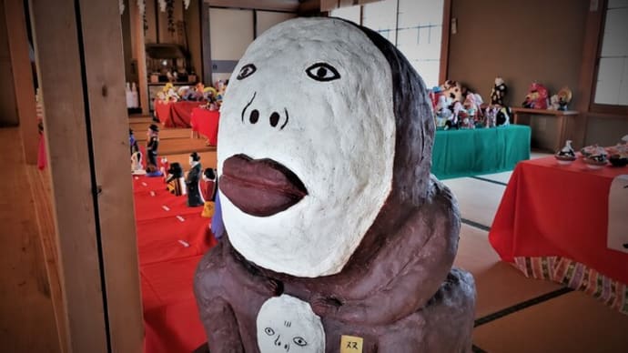 八幡大神社の土人形展すごいで~す。