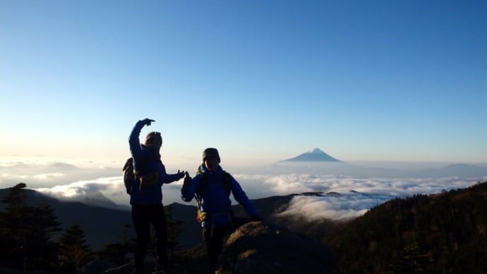 国師ヶ岳-北奥千丈岳-金峰山