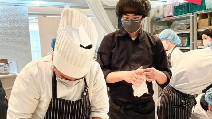 【昨日のまかないは、鶏つくねの照り焼きでした!】