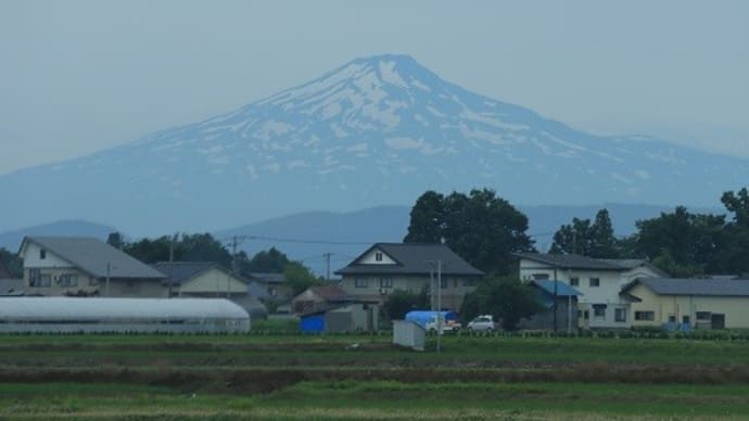 今日の鳥海山とふるさと村でお買い物