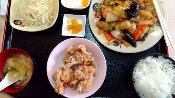台湾料理をいただく