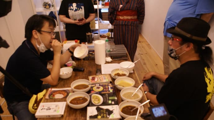 ご当地カレー26種類食べ比べ「このご当地カレーがすごい!」の食レポ現場がすごい!!