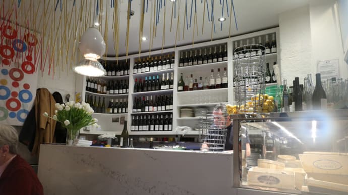 フランス パリ ユイトルリー レジ 牡蠣のおいしい店