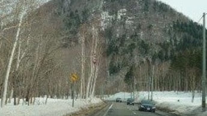 📱電波不感地帯整備中・・・三段滝からの二股山