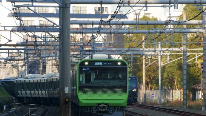 2019年12月16日　山手線　原宿　　E235系　トウ48　4042G　試運転　TESTRUN