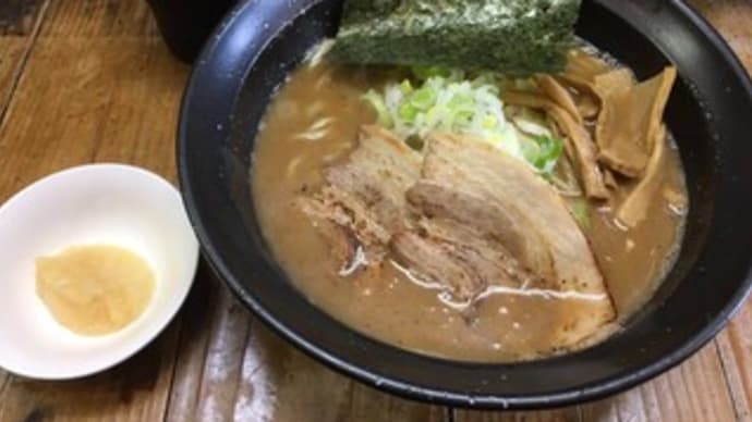 高田光幸の濃厚豚骨魚介ラーメン