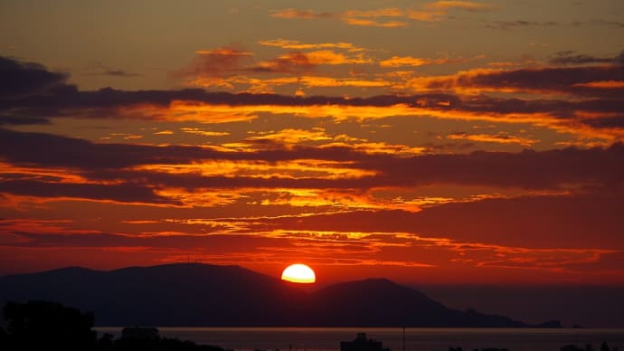 夏至の落日と年寄りの時間
