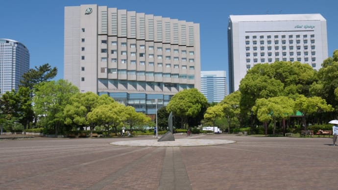 5月の幕張海浜公園:創作の広場内を通り抜けてJR京葉線高架橋の南側へ PART1