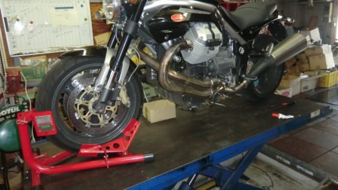 MOTO GUZZI (モトグッツィ) Griso 1100 が車検・メンテナンスで入庫