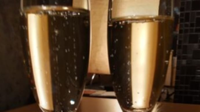 人間噴水復活JULIEに乾杯