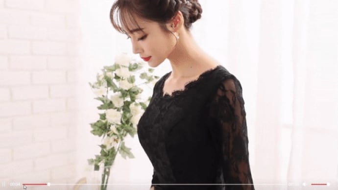 豊富な品揃えによって、着てみたい色、自分に似合う色のドレスを見つけることができます