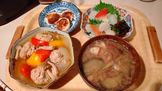 パプリカと鶏つくねの煮物