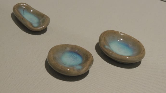 京都国立近代美術館のコレクションギャラリーの「歴程美術協会からパンリアル、そしてパンリアル美術協会へ 」 に八木一夫の作品が並んでいた