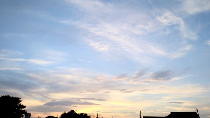 夕刻の空模様♪