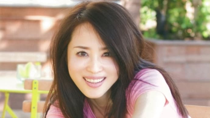 見て見て~♥松田聖子 青い珊瑚礁(聖子ちゃんご自身初のミリオンヒット曲) ザ・ベストテン第2位 もし1位になったら、「聖子ちゃん1位おめでとう♡」なんて可愛いんだろう♡