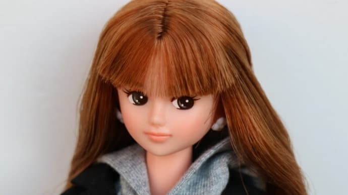 2019年2月月間ドールリエｘＨｉ‐Ｂａｓｉｃ　デザイナーズ　by　Ｑｐ　フード付きトップスドレスセット