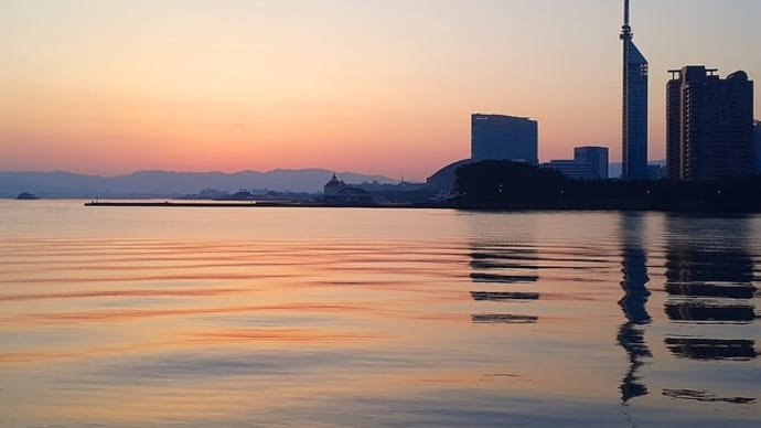 博多湾の夜明け