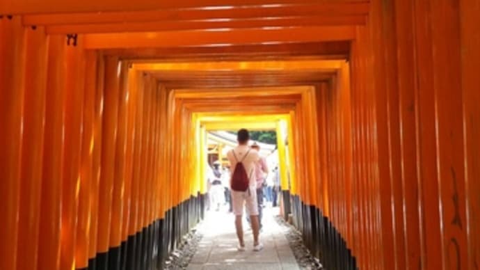 京都伏見稲荷へ行きました