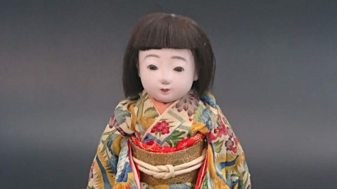 市松人形