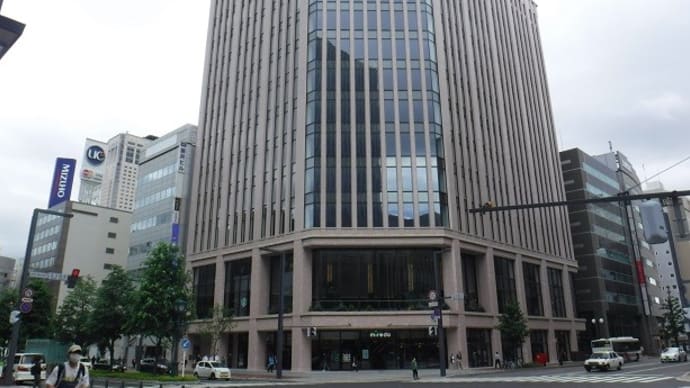 札幌の施設の愛称名について考察する