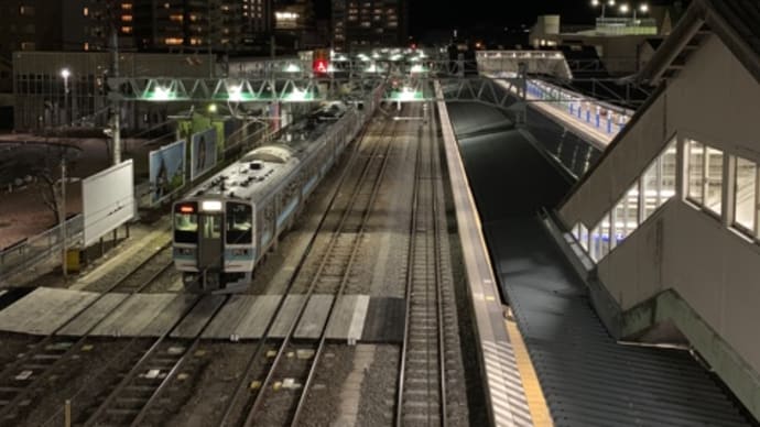 夜の上諏訪駅