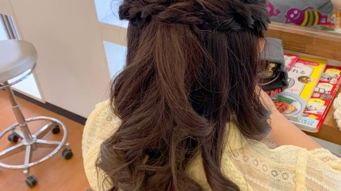ヘアセット 結婚式 ハーフアップ