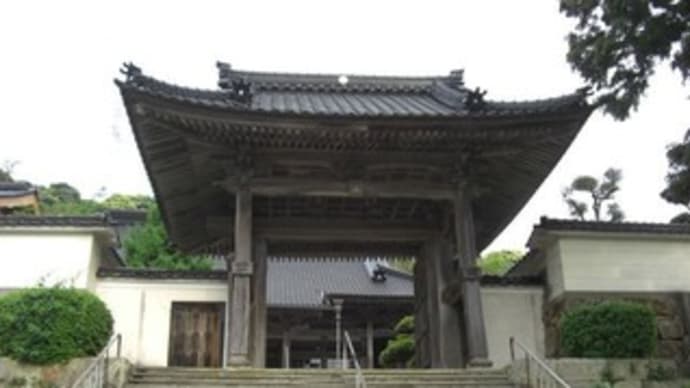 満行寺(まんぎょうじ)経蔵の鏝絵 in 島根県大田市仁摩町
