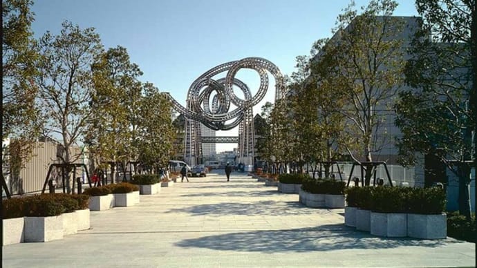 横浜みなとみらい21地区「モクモク ワクワク ヨコハマ ヨーヨー」組立プロセス記録1